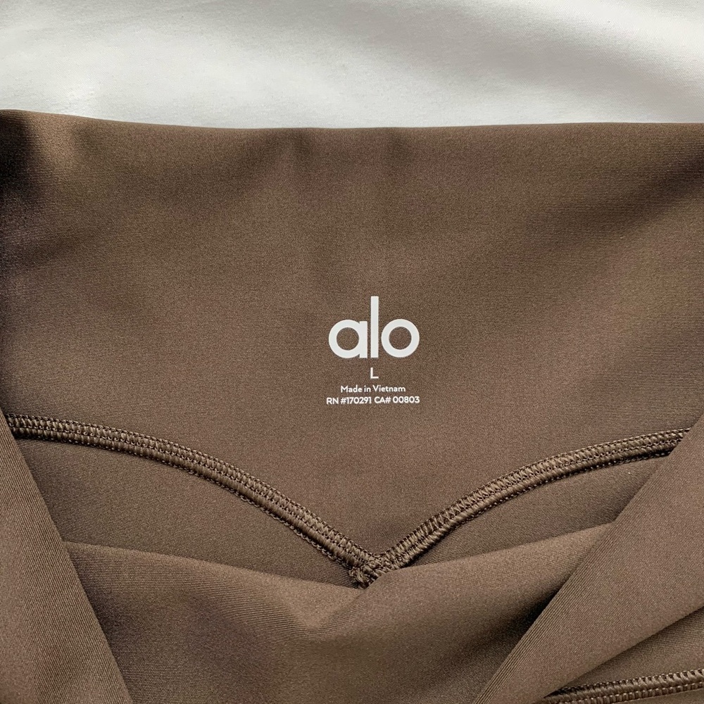 ALO Yoga Chocolate Brown High-Rise Bike Shorts - Picture 3 of 4